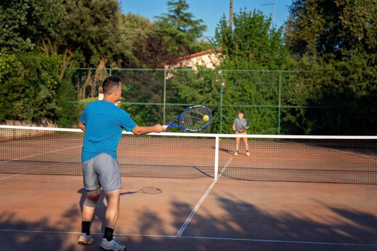Guesthouse "Barboska" - Big Outdoor Swimming Pool & Private Tennis Court Vodnjan Εξωτερικό φωτογραφία